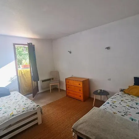 Les De Sophie Bed & Breakfast *